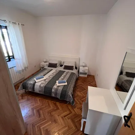 Zorzetti 625 * Rovinj