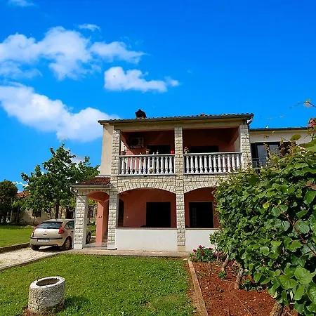 Zorzetti 625 Apartment